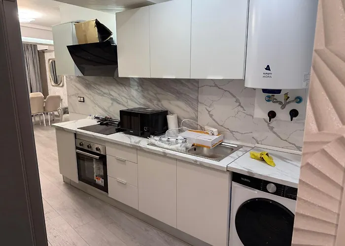 Luxury Flat-downtown *